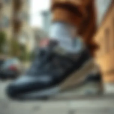 Lifestyle shot of New Balance 580 in an urban setting