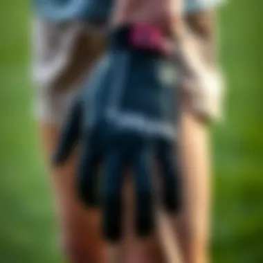 Historical evolution of running gloves